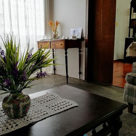 Casa Do Sr. Alberto Villa Praia da Vitoria ภายนอก รูปภาพ