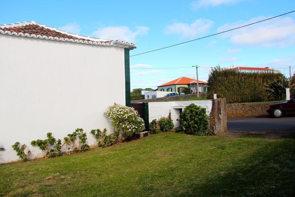 Casa Do Sr. Alberto Villa Praia da Vitoria ภายนอก รูปภาพ