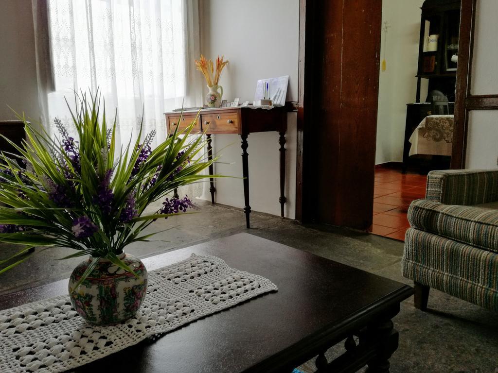 Casa Do Sr. Alberto Villa Praia da Vitoria ภายนอก รูปภาพ